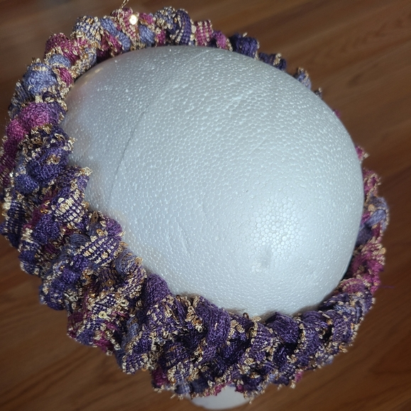 🦩 3/$30 Handmade Winter Headband - Picture 3 of 3